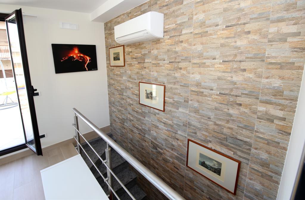 Catania Wonderful Etnaview Apartment ภายนอก รูปภาพ
